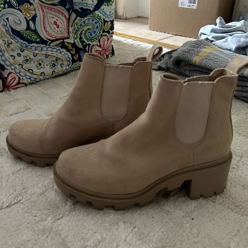 Steve Madden Howler Boot - Picture 3 of 3
